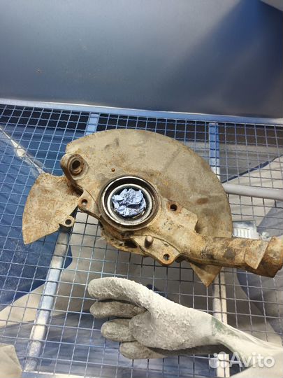 Пескоструйная очистка небольших деталей