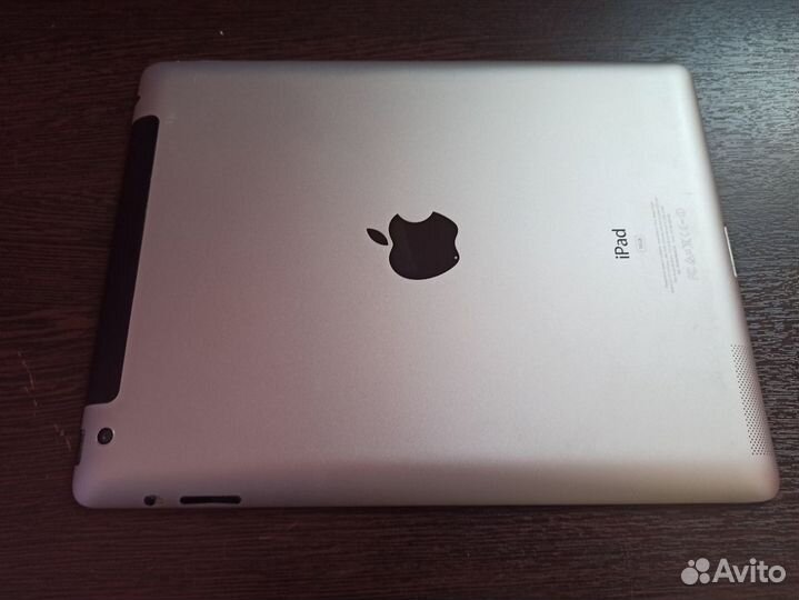Планшет iPad 3 Gen 16 gb wifi + 3G
