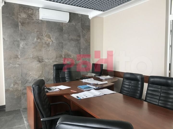 Офис в бц с отдельным входом 52.4 кв.м