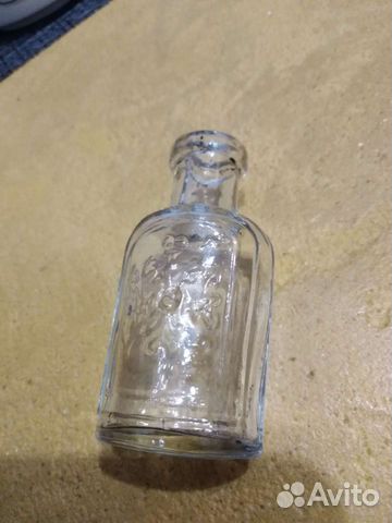 Старинный флакон