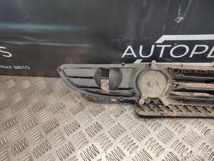 Решетка в бампер передняя Ваз Priora седан 1.6 16V