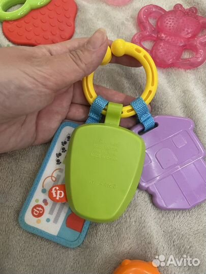 Игрушки для малышей пакетом