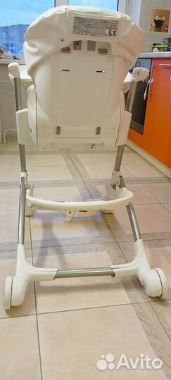 Стульчик для кормления cam