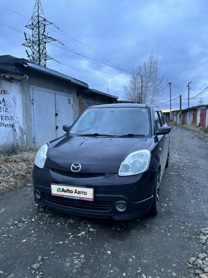 Mazda Verisa