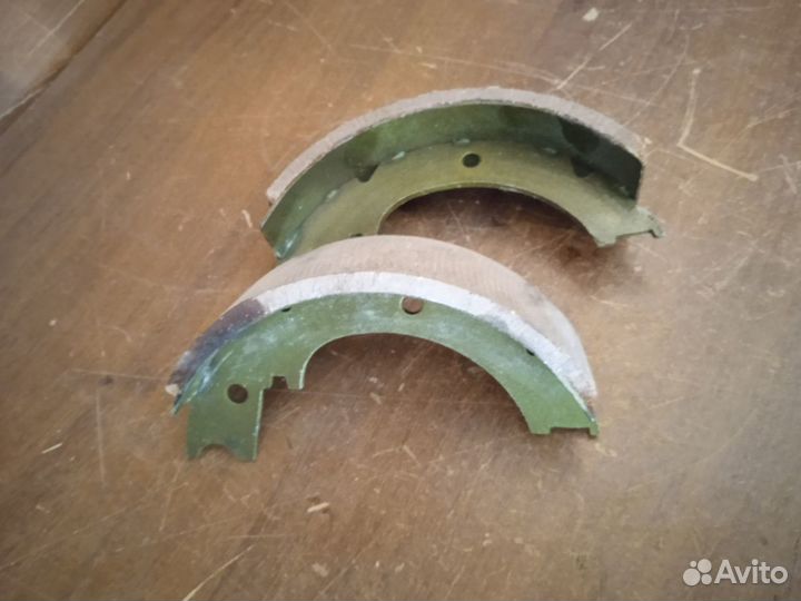 Колодки ручника фав 1041 фав 1031 комплект