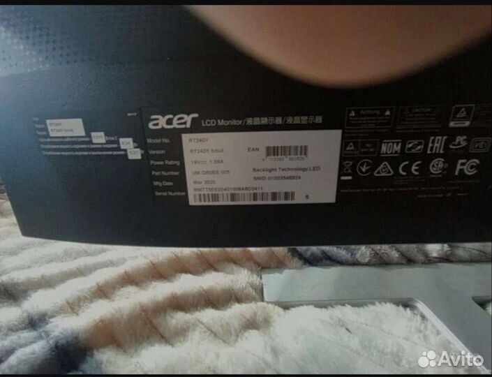 Монитор Dell 24