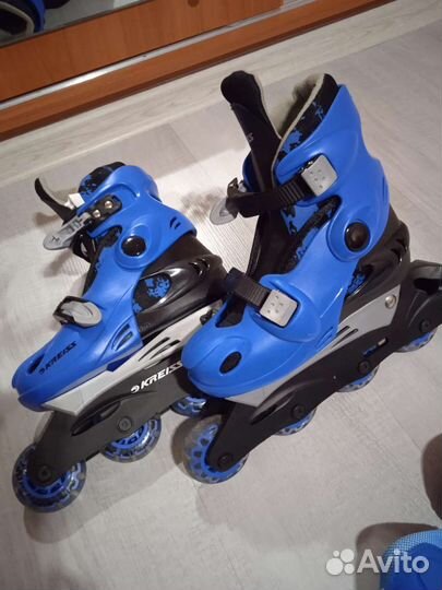 Роликовые коньки, на возраст 6-8 лет