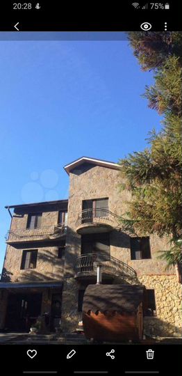 Дом 229 м² на участке 13,5 сот.