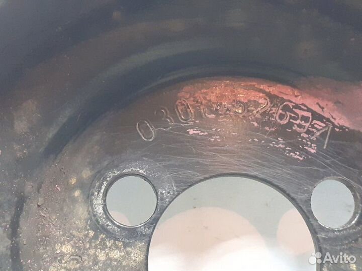 Шкив насоса гидроусилителя Volkswagen Golf