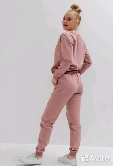 Костюм спортивный новый р. 54