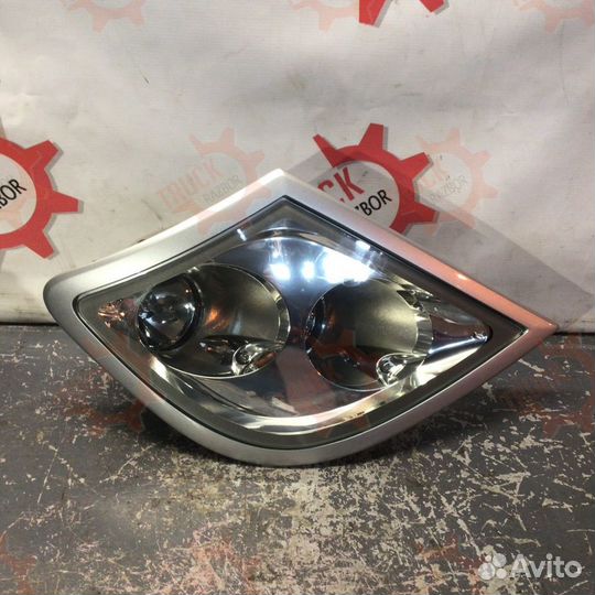 Фара правая DAF