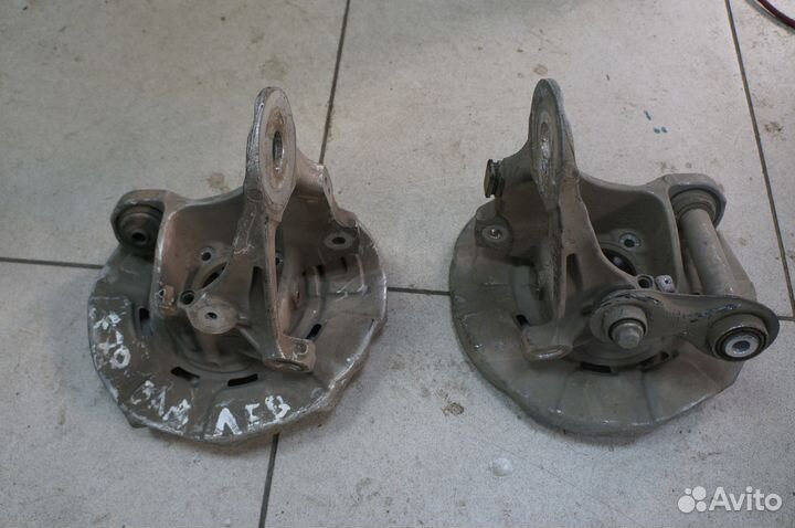 BMW Е70 E71 задний кулак