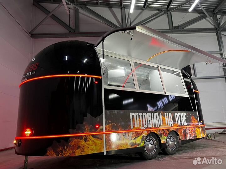 Передвижной павильон фудтрак для работы