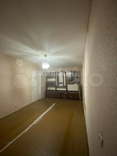 2-к. квартира, 56 м², 4/9 эт.