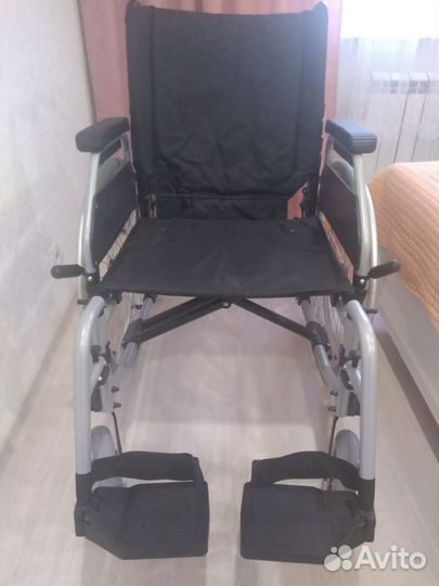 Инвалидная коляска новая
