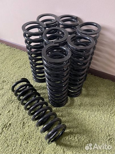 Пружина трапов наружная 83853-8525070