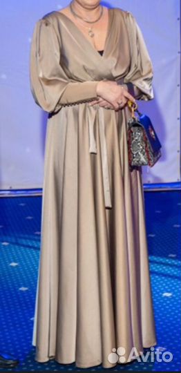 Вечернее платье