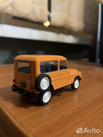 Модель москвич 2150 1/43 автолегенды СССР