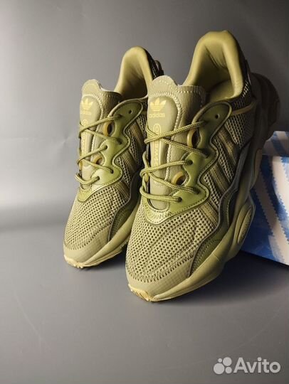 Кроссовки Adidas Ozweego