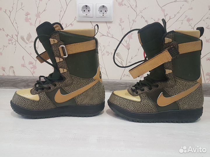Ботинки для сноуборда nike air force