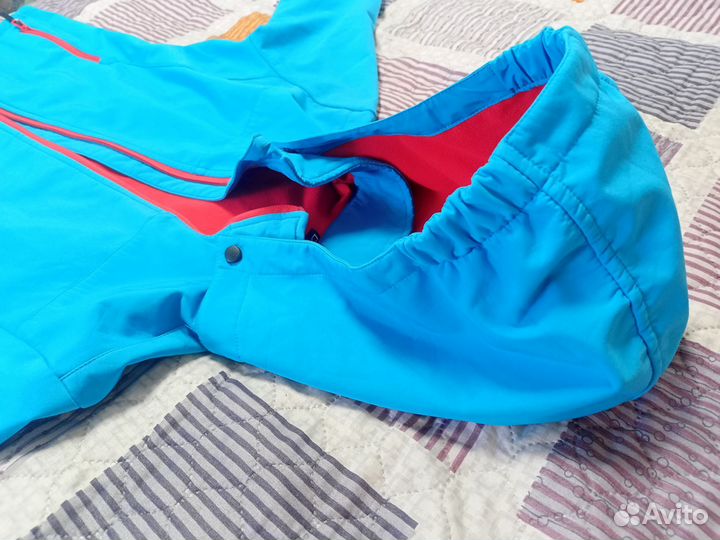 Ветровка трекинговая