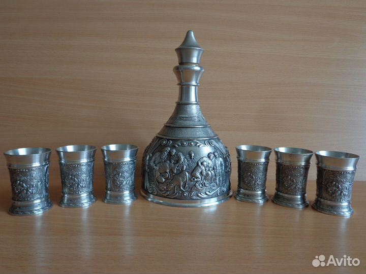 Коллекционный набор для шнапса.Германия
