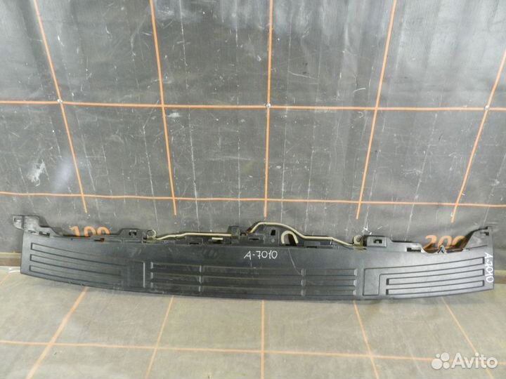 Накладка бампера - Toyota Land Cruiser Prado 150