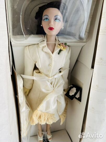 Коллекционная кукла Gene Marshall White Hyacinth