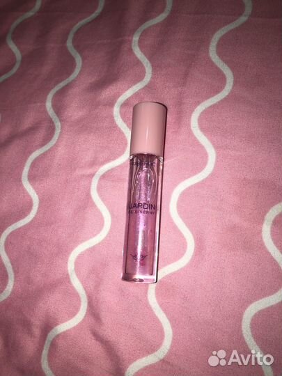 Блеск для губ Jardin