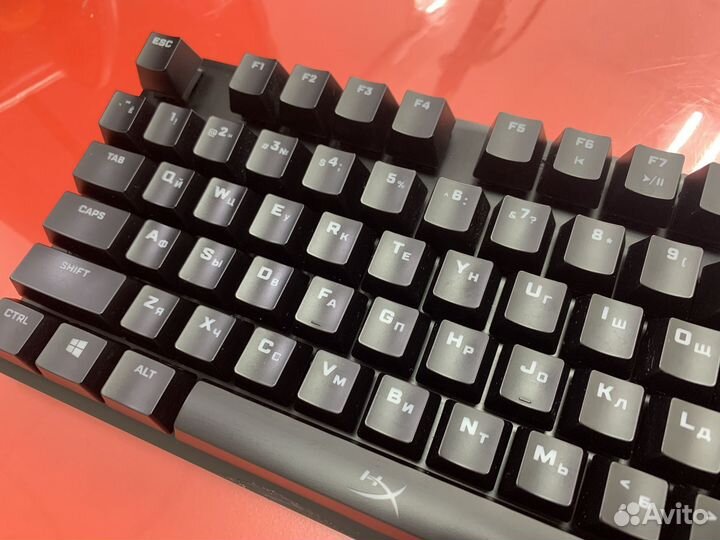 Игровая механическая клавиатура HyperX