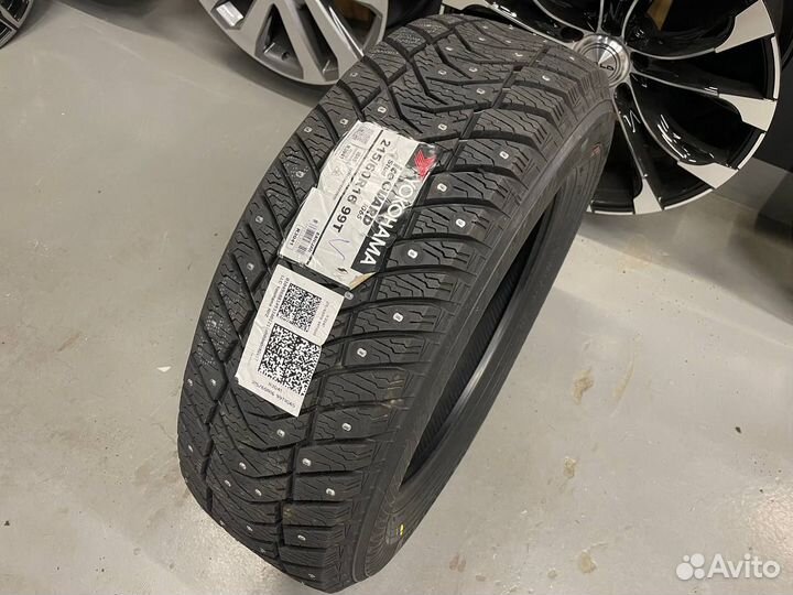 Yokohama IceGuard Stud IG65 285/50 R20 116T