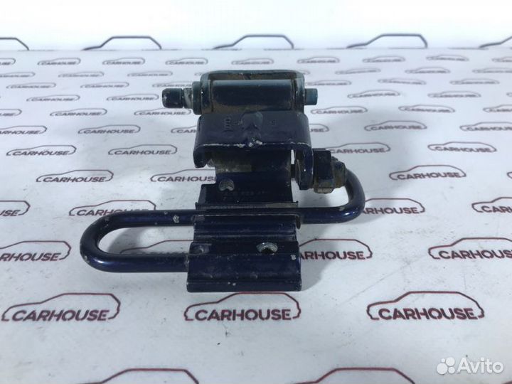 Петля двери задняя левая Audi A6 C5 2.4 ARJ 1998