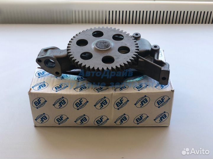 Насос масляный Mercedes Axor