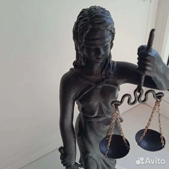 Статуя Фемида на подарок юристу 28см