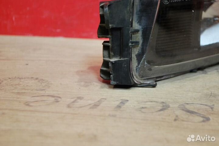 Фара противотуманная передняя правая Volkswagen