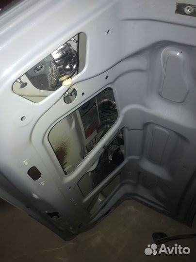 Бампер задний веста спорт Оригинал завод