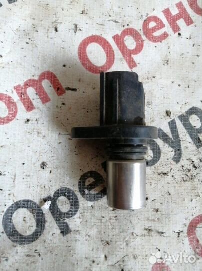 Датчик положения коленвала Toyota Camry