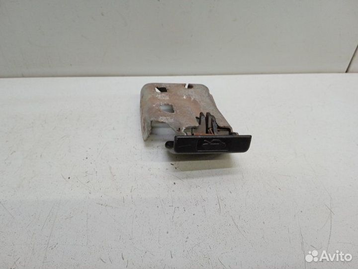 Ручка открывания капота Nissan Maxima A33 2.0 2003