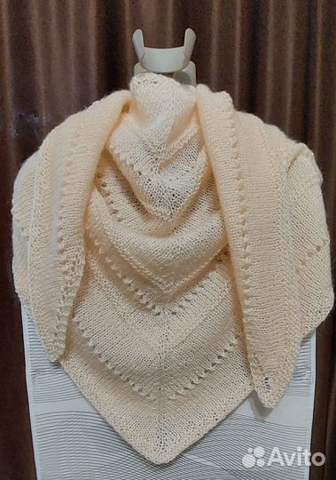 Платок шаль косынка бактус ручной работы