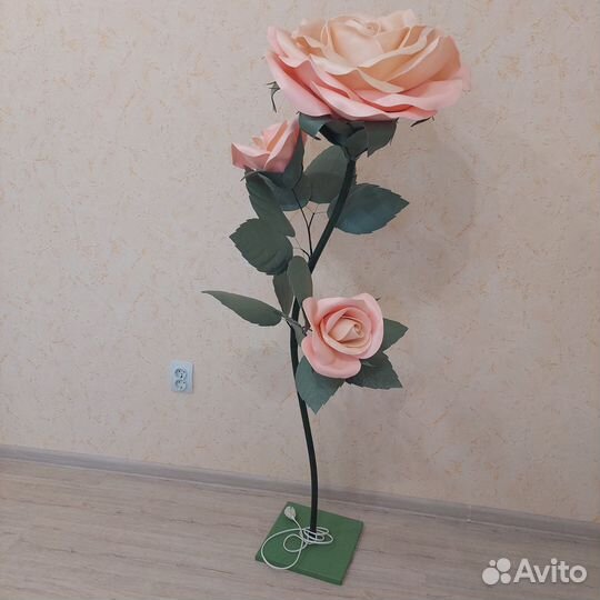 Торшер роза