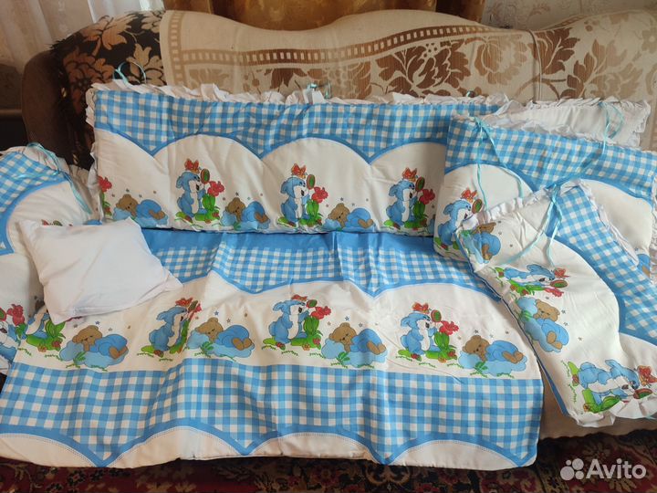 Бортики в детскую кроватку новые