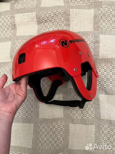 Шлем для водных видов спорта