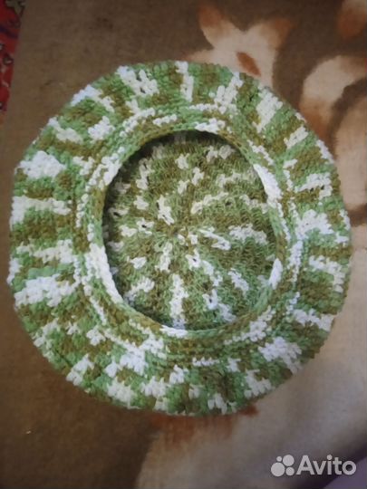 Берет вязаный