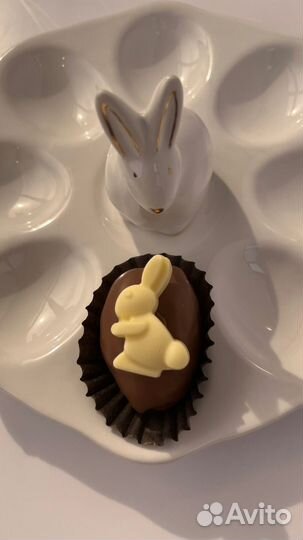 Финики в бельгийском шоколаде на Пасху