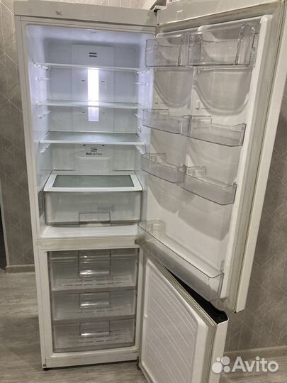 Холодильник ноуфрост