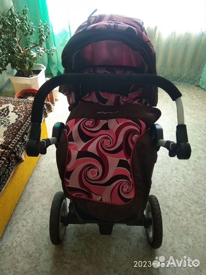 Продам детскую коляску