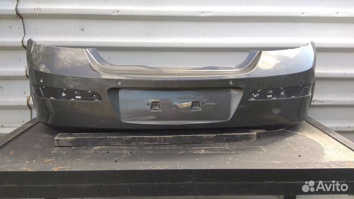 Opel Astra H Бампер задний