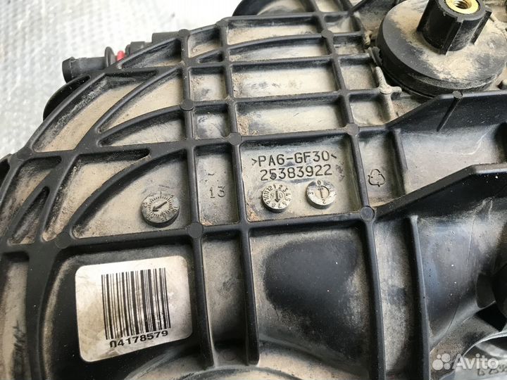 Коллектор впускной Chevrolet Tahoe III 06-14