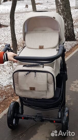 Продам коляску 3 в 1 adamex reggio (бежевая)
