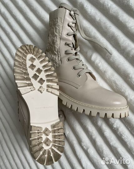 Ботинки Tommy Hilfiger 41